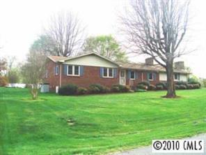 1410 NE 23rd Ave Pl., Hickory, NC 28601