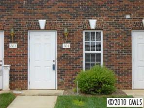 113 Steam Engine Dr. #104, Mooresville, NC 28115