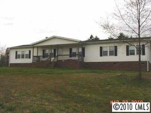 411 White Jenkins Rd., Bessemer City, NC 28016