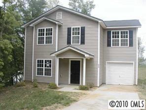 240 Atkinson Dr., Charlotte, NC 28214