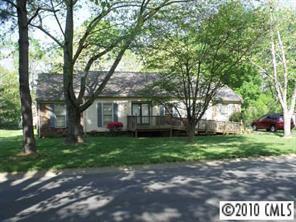 6114 Farm Pond Ln., Charlotte, NC 28212