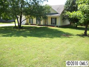 2225 Indian Cross Tr., Matthews, NC 28104