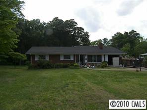 1300 Lakedell Dr., Charlotte, NC 28215
