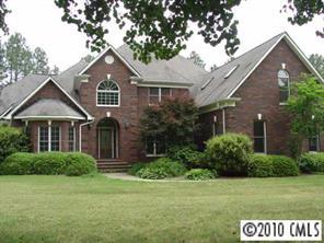 320 Deerwood Ct., Waxhaw, NC 28173