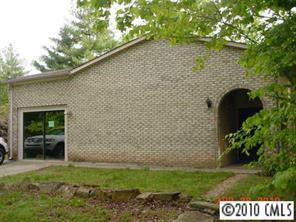 5239 Clearwater Lake Rd., Mount Holly, NC 28120