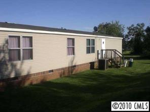 121 Northfield Rd., Statesville, NC 28625