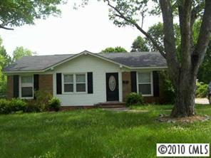 3743 Seaman Dr., Charlotte, NC 28217