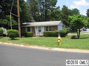 204 Lakeside Ave., Davidson, NC 28036