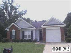 4504 Foxthorne Dr., Charlotte, NC 28216