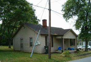 950 15th St., Hickory, NC 28601