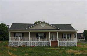 2051 Gary Ln., Hickory, NC 28601