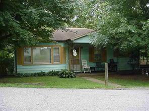 831 Montclair Cir., Lenoir, NC 28645