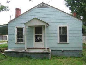 1536 14th Ave., Hickory, NC 28601