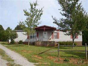 5678 Quailwood Dr., Hickory, NC 28601