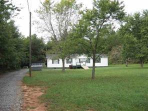 2845 21st St Ln., Hickory, NC 28601