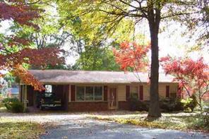 1736 29th St., Hickory, NC 28601