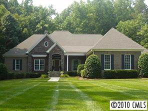 4810 Mountain Point Ln., Charlotte, NC 28216