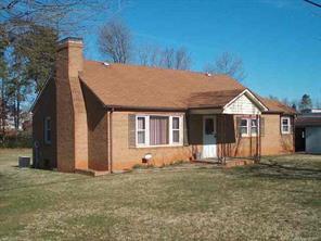 2332 Claremont Rd., Newton, NC 28658