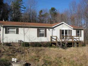 8953 Spring Meadows Dr., Hickory, NC 28601
