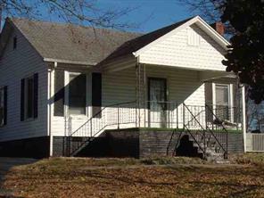 82 40th St., Hickory, NC 28601