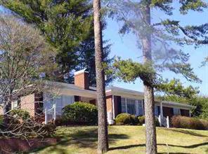 2085 Fork Creek Pl., Lenoir, NC 28645