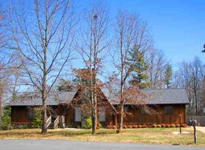 96 Woodchuck Ln., Taylorsville, NC 28681