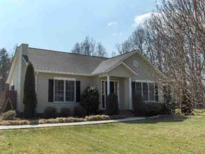117 Cone Ct., Hickory, NC 28601