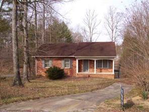 2087 Tate Pl., Lenoir, NC 28645