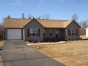 307 Cape Hickory Rd., Hickory, NC 28601