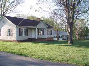 71 40th St., Hickory, NC 28601
