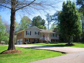 1678 Wagner St., Hickory, NC 28601