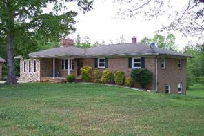 3493 Bridgeport Ln., Lincolnton, NC 28092