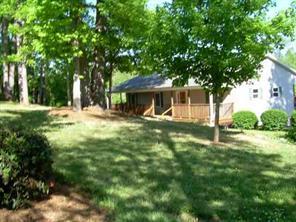 3081 Montclair Dr., Hickory, NC 28610