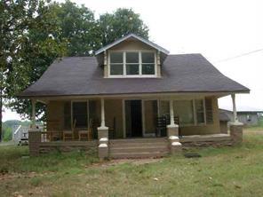 1010 Cape Hickory Rd., Hickory, NC 28602