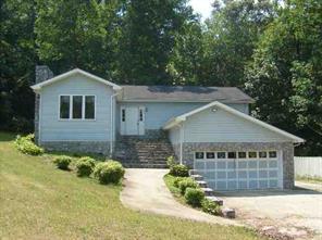 703 NW Broadway St., Lenoir, NC 28645