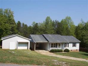 5418 Valley Field Rd., Hickory, NC 28602