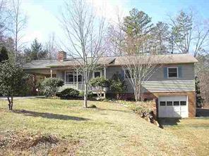 51 St Charles Ct., Hickory, NC 28601
