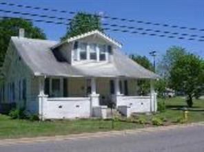 2111 College Ave., Newton, NC 28658