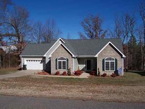 5250 Foley Dr., Hickory, NC 28602