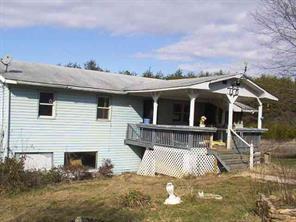 7375 Honeysuckle Rd., Hickory, NC 28602