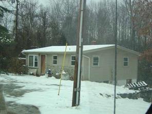 3274 Maple St., Icard, NC 28666