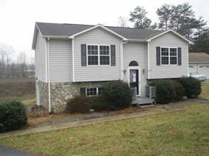 120 Woodlea Dr., Morganton, NC 28655