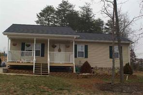 5884 Sparrow Dr., Granite Falls, NC 28630