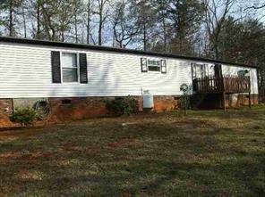 833 Cape Hickory Rd., Hickory, NC 28601