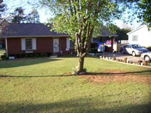 403 Heritage Farm Rd., Hickory, NC 28601