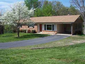 4008 Buff St., Hickory, NC 28602