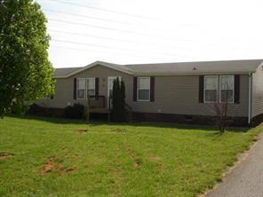 2451 Arrowwood Dr., Hickory, NC 28601