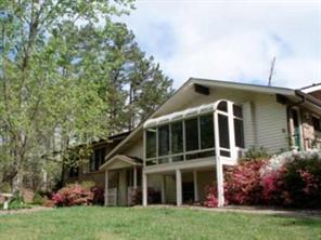 9553 Neuville Ave., Hildebran, NC 28637