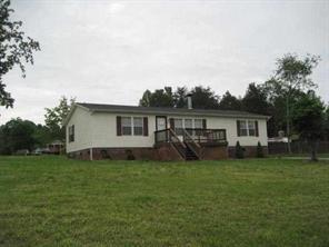 3437 50th Ave Cir., Hickory, NC 28601