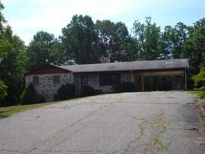 6929 George Hildebran School R, Hickory, NC 28602